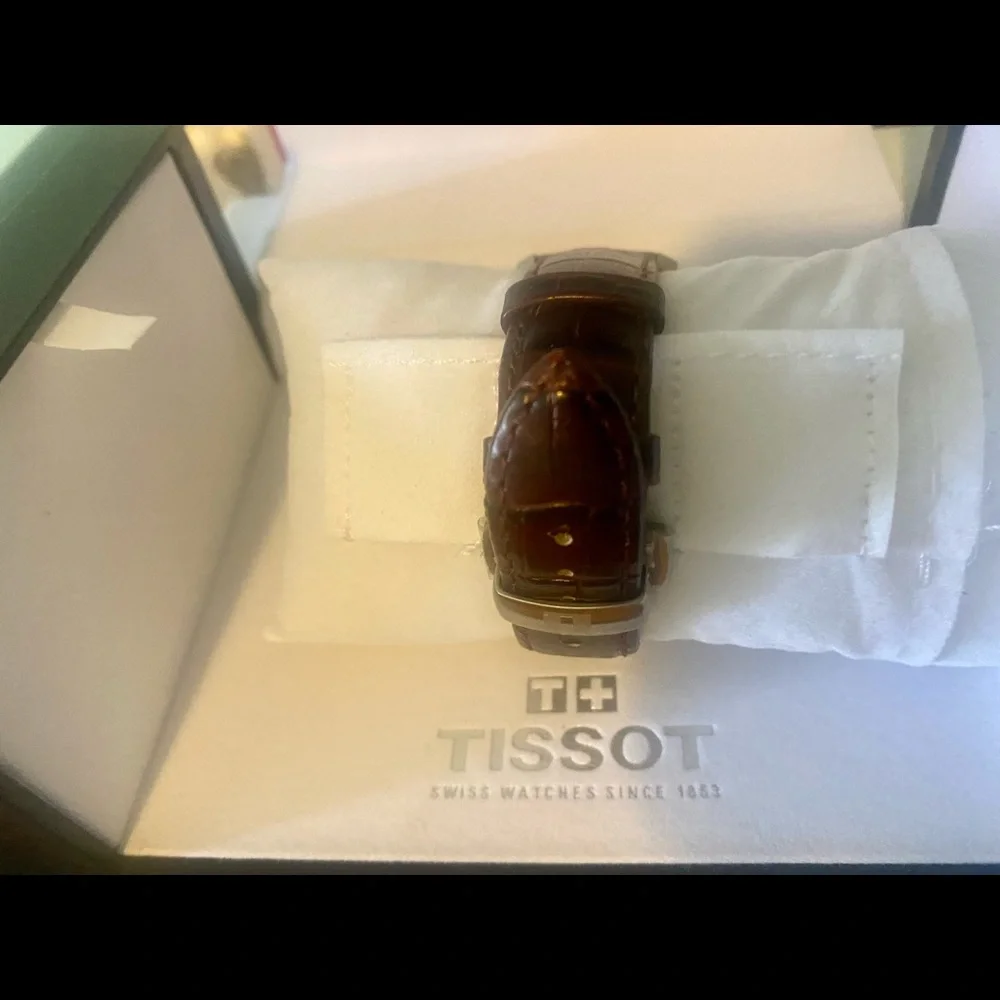 Watch - Picture 7 of 16